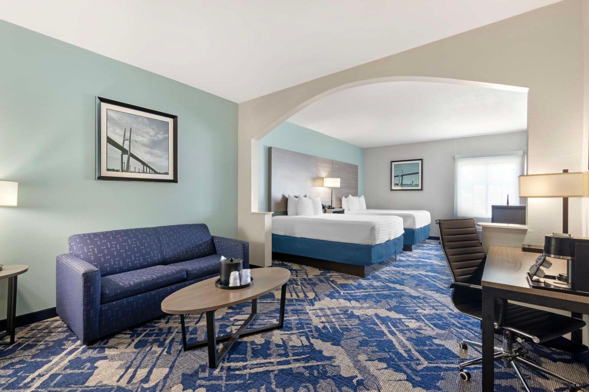 Best Western Savannah Airport Inn & Suites Пуулър Екстериор снимка